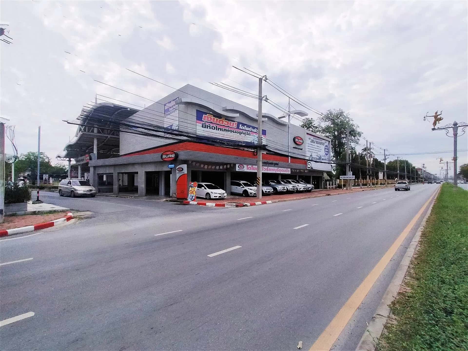 โตโยต้า ลพบุรี อุดมชัย ยูสคาร์ สาขาสำนักงานใหญ่ โชว์รูมรถมือสอง