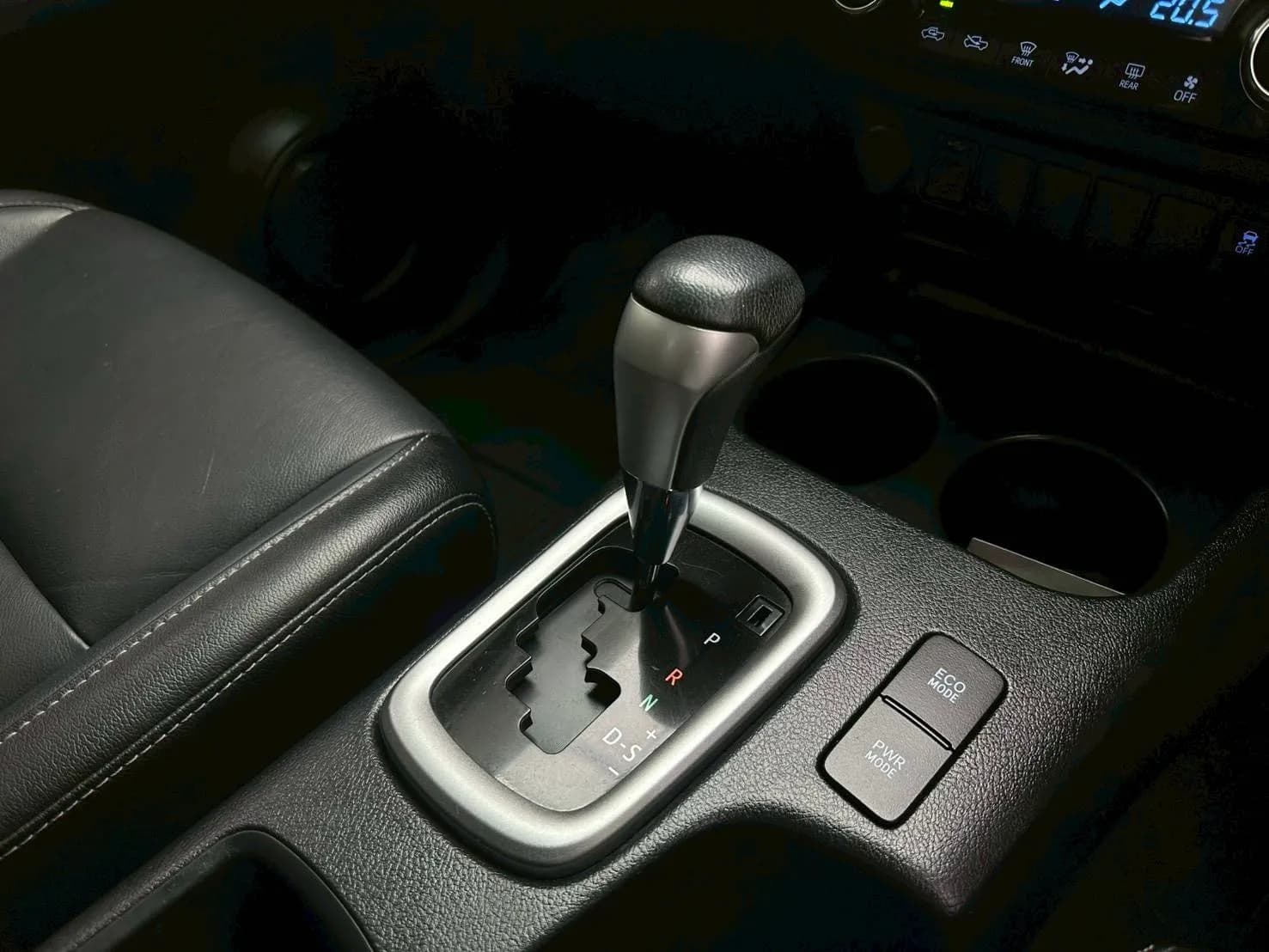 2020 Toyota Hilux Revo Prerunner High (2.4) โตโยต้า กรุงไทย ยูสคาร์ ...