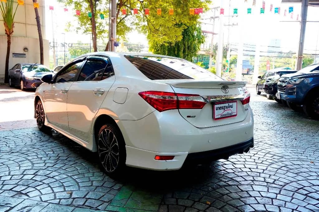 2015 Toyota Corolla Altis S ESport(1.8) โตโยต้า บัสส์ ยูสคาร์ สาขา ...