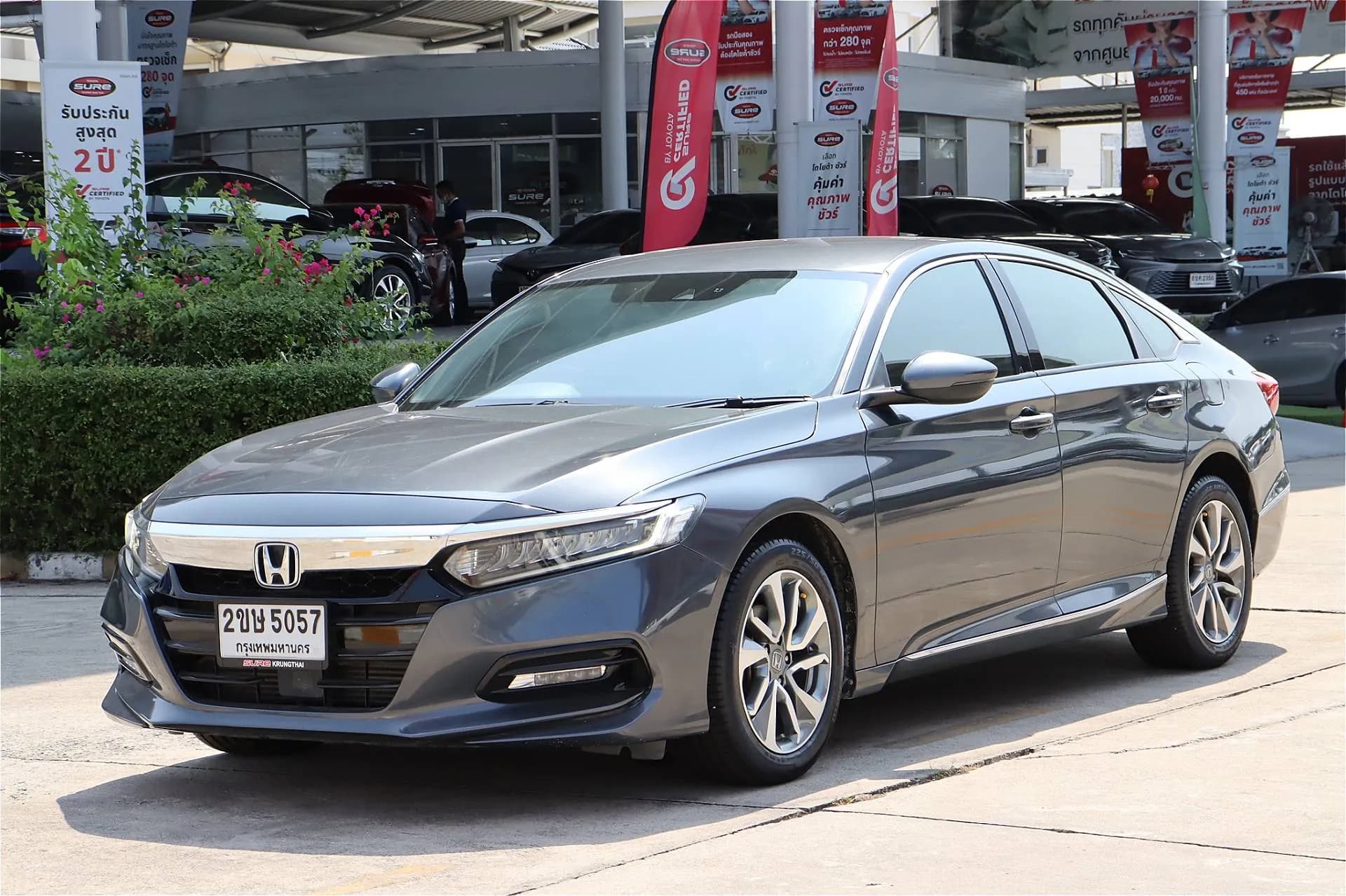 Carousel thumbnail 4